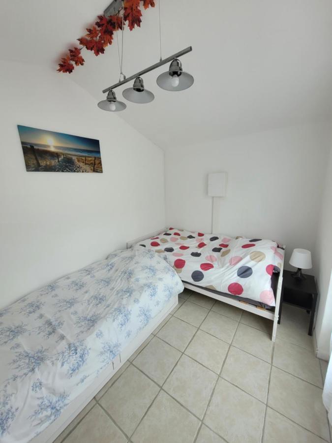 Beau Chalet 6 Personnes Avec Jacuzzi Tilly-sur-Seulles Kültér fotó