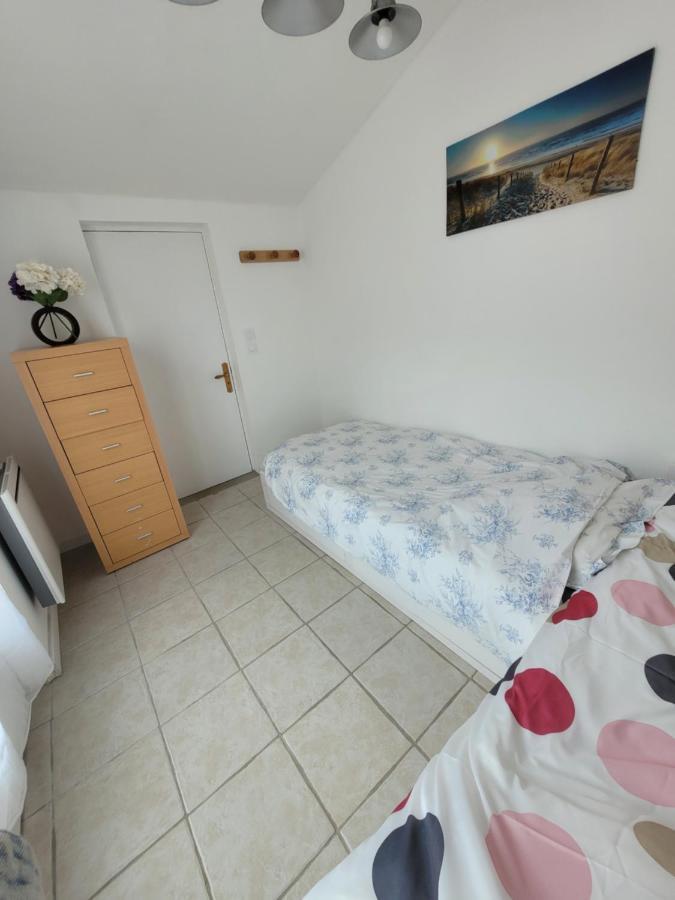 Beau Chalet 6 Personnes Avec Jacuzzi Tilly-sur-Seulles Kültér fotó